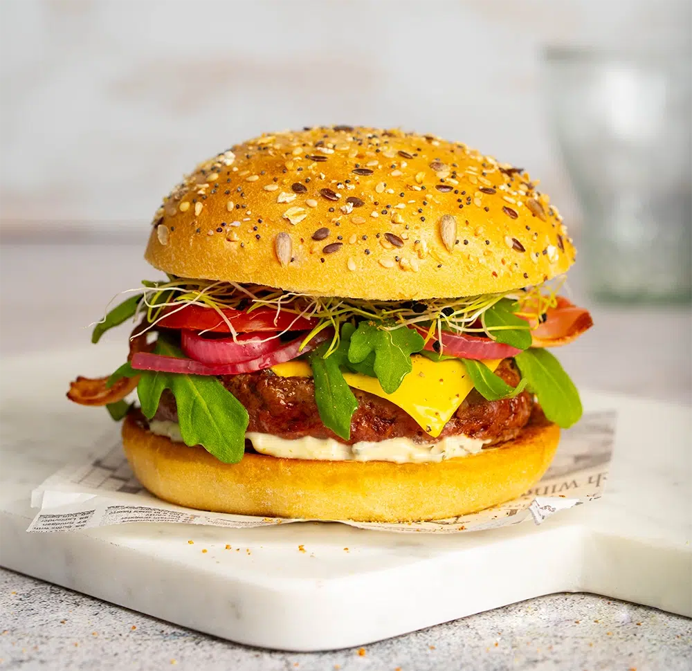photographie culinaire publicitaire d'un burger